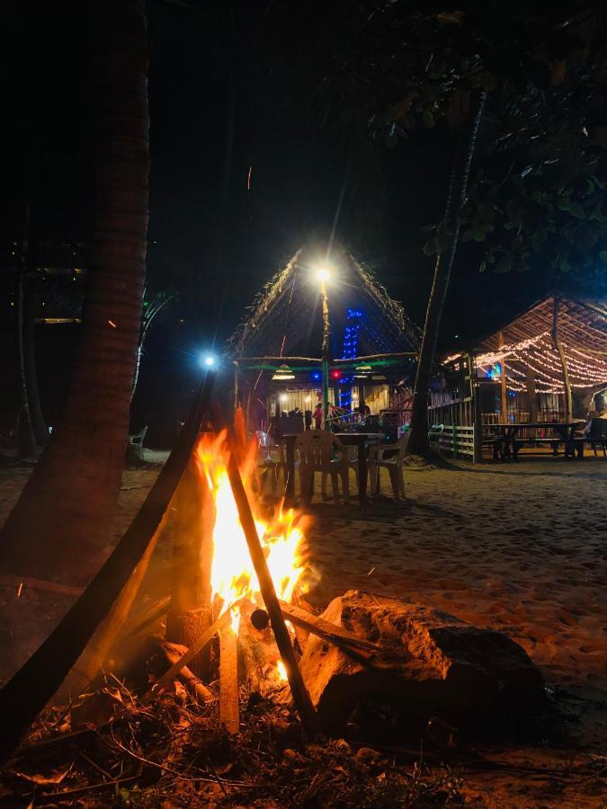 Hotel Honey Beach Negombo Zewnętrze zdjęcie